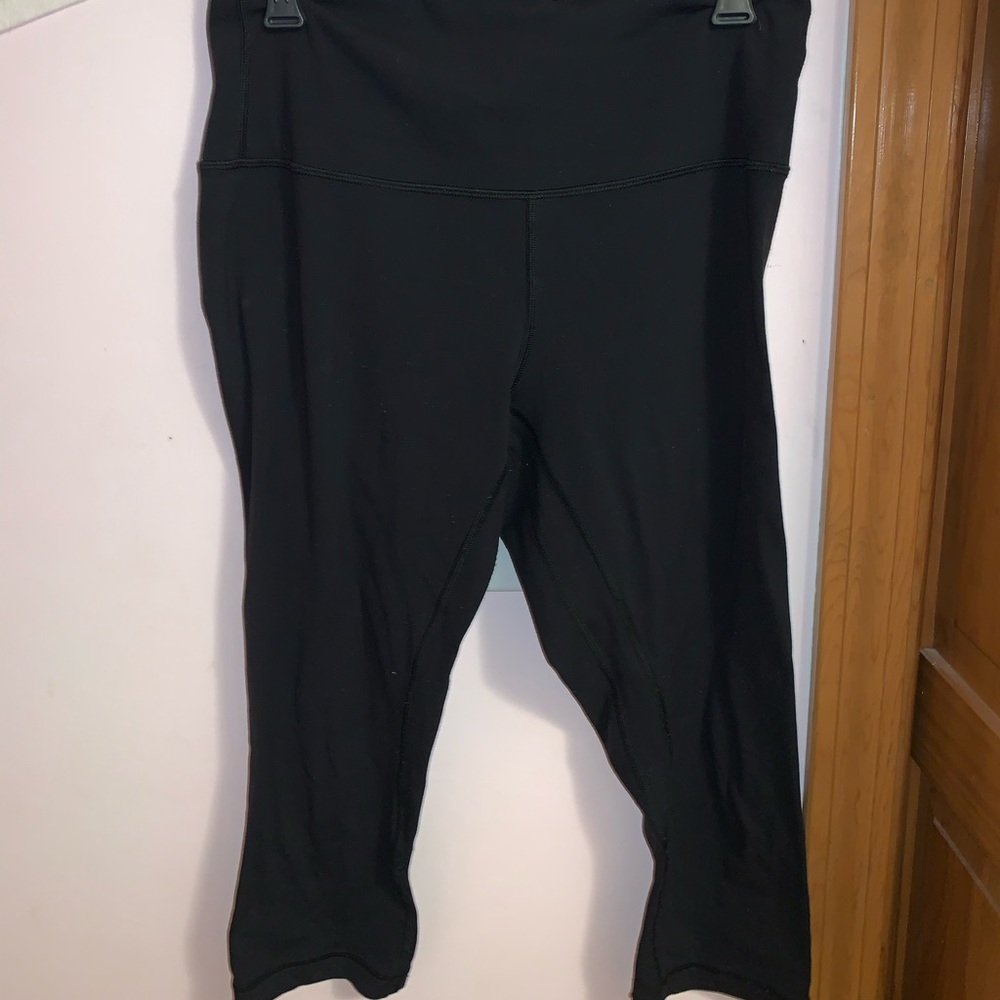 cropped lululemon align leggings